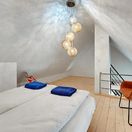 Cozy Loft With Old Town View - Free Parking Apartment *