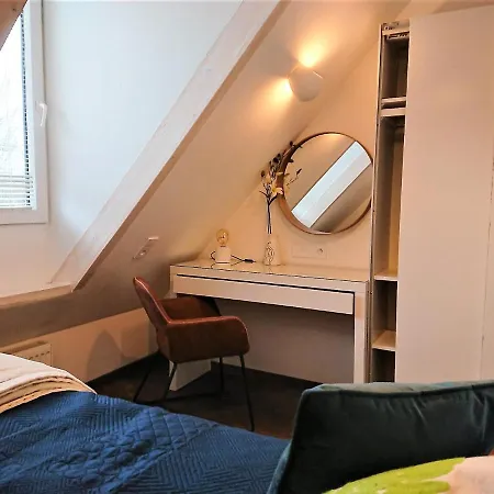 Cozy Loft With Old Town View - Free Parking *