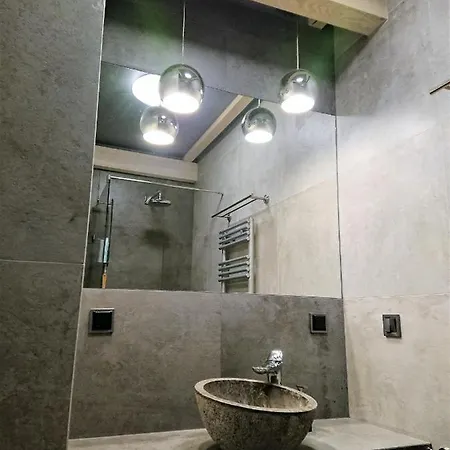 Apartment Cozy Loft With Old Town View - Free Parking *
